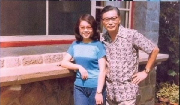 with wife Chen Chia-li