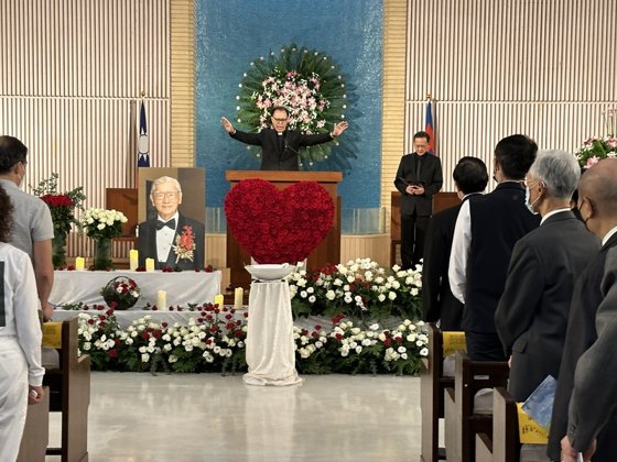 memorial service at Grace Baptist Church
